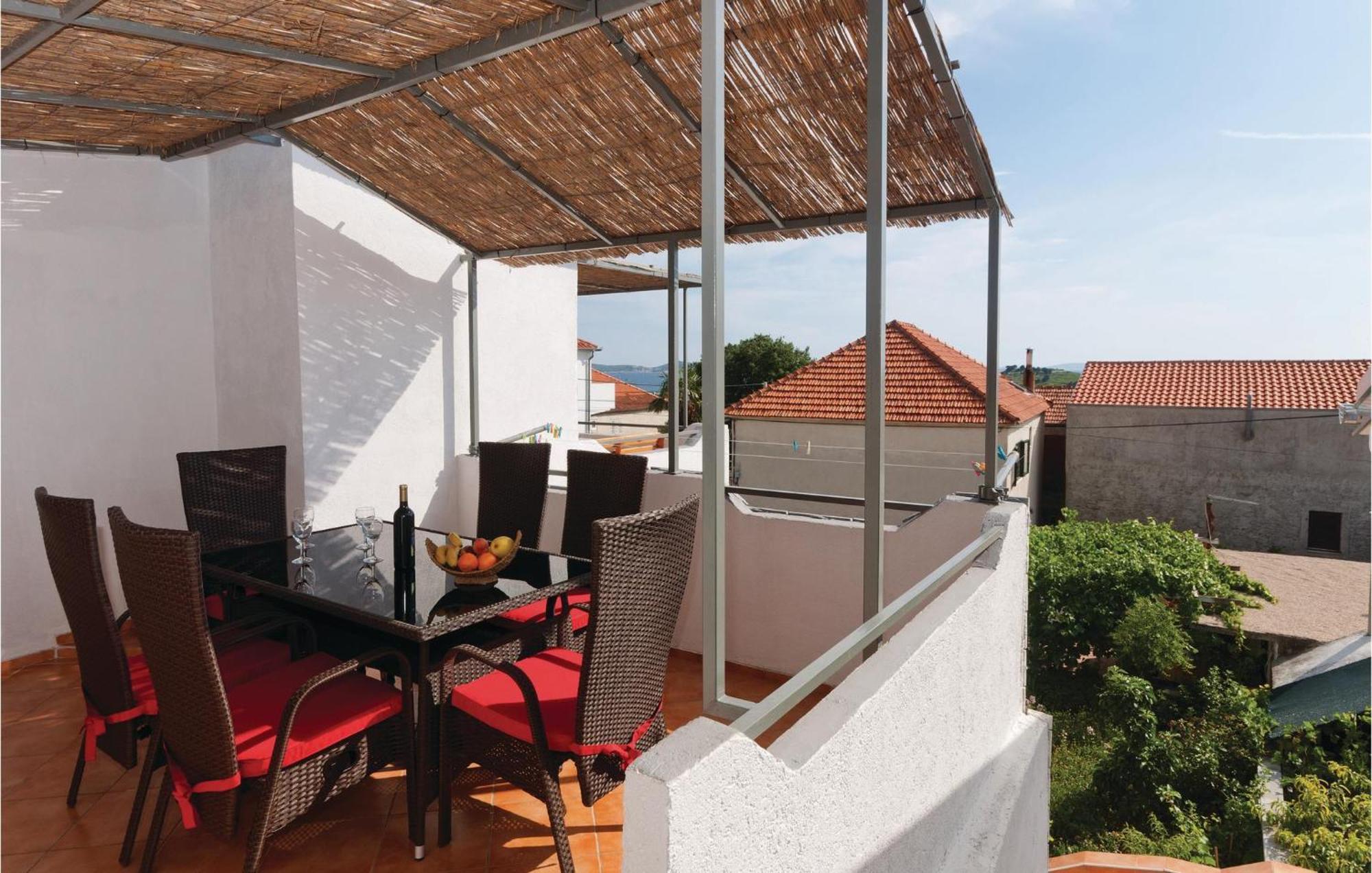 Pet Friendly Apartment In Pakostane With Kitchen Eksteriør billede